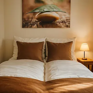 Shome I Self Check-in I Free Parking Hotel