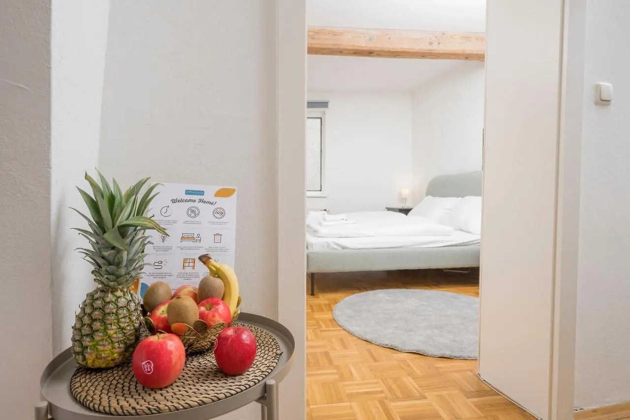 Zum Grazer Uhrturm Apartment  Graz